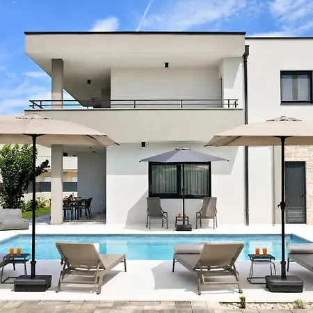Casa Magista Sukošan